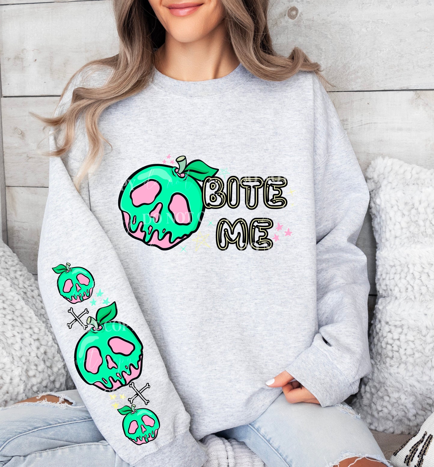 BITE ME SWEATSHIRT W/ SLEEVE PRINT