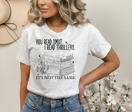 I READ THRILLERS TEE