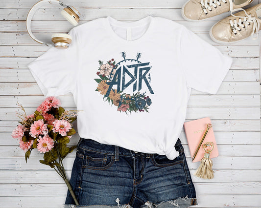 FLORAL BAND RUN- ADTR UNISEX GRAPHIC TEE