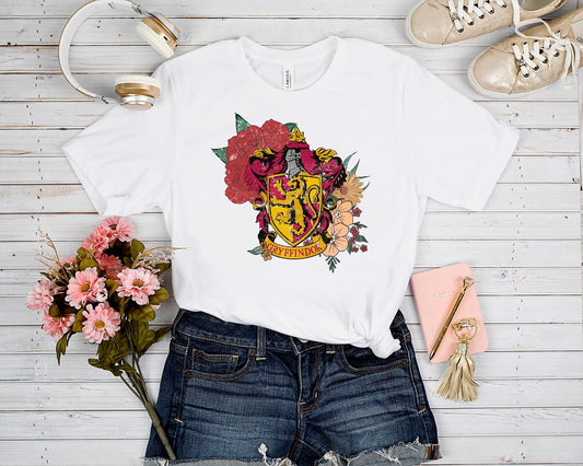 OUTFIT RUN 3-RED HOUSE FLORAL TEE