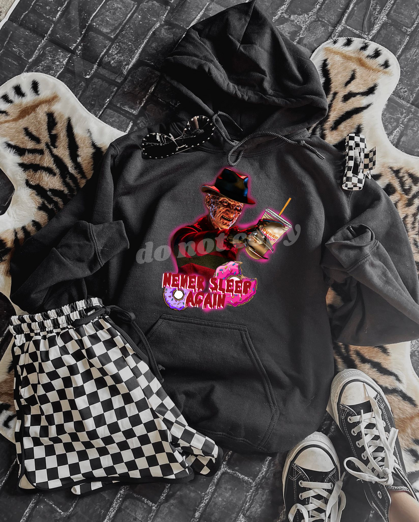 NEVER SLEEP - HOODIE