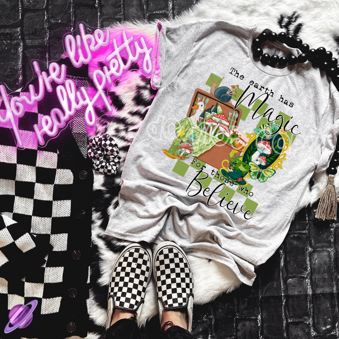 THE EARTH HAS MAGIC TEE