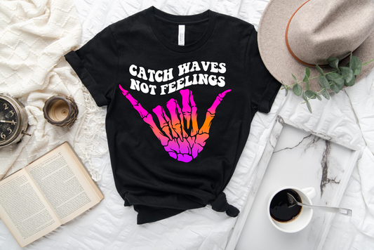CATCH WAVES TEE