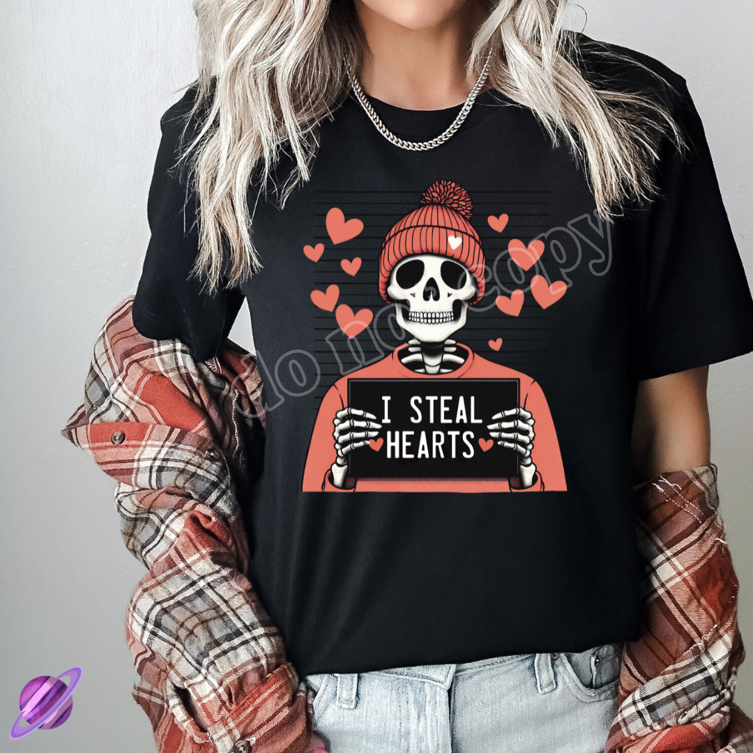 STEAL HEARTS TEE