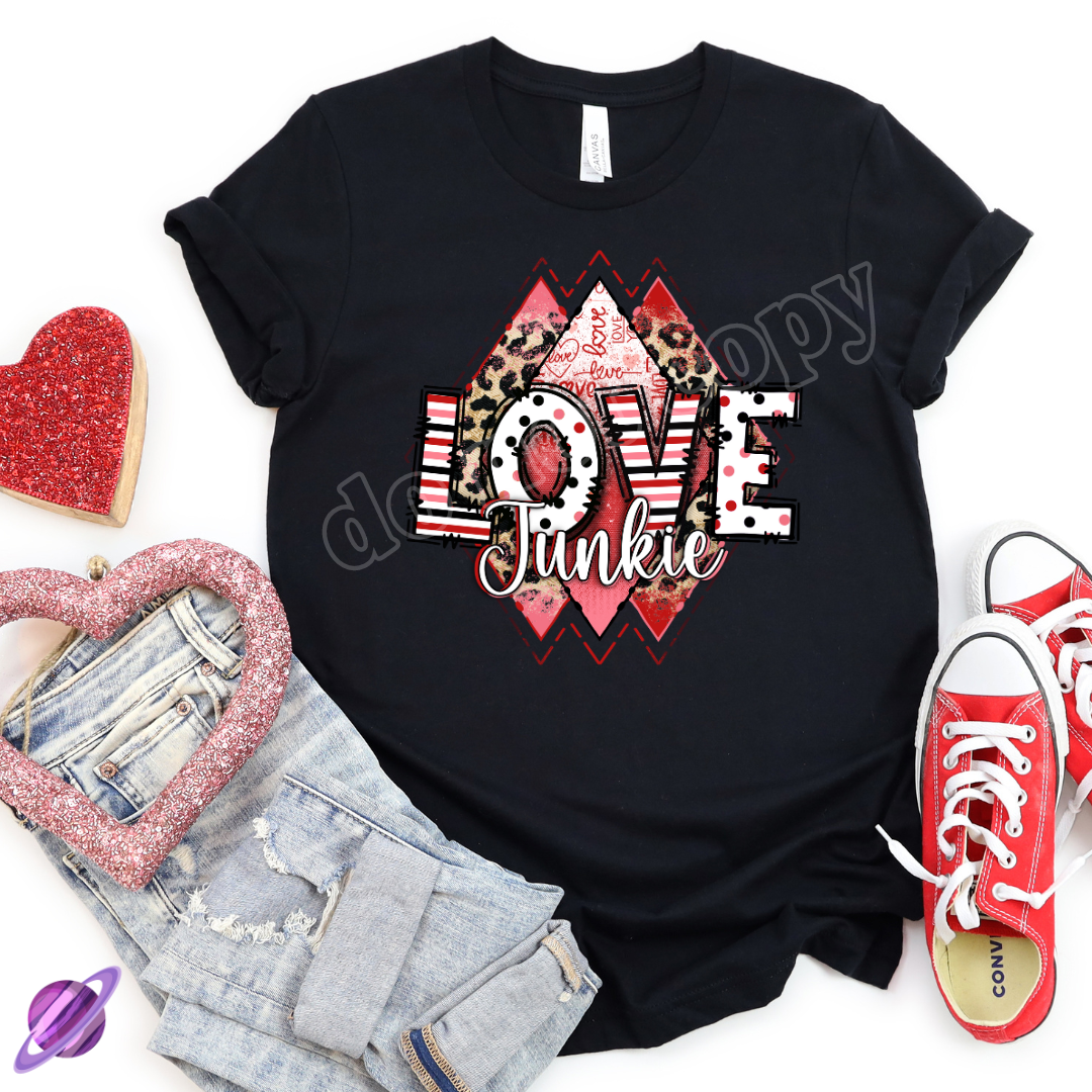 LOVE JUNKIE TEE