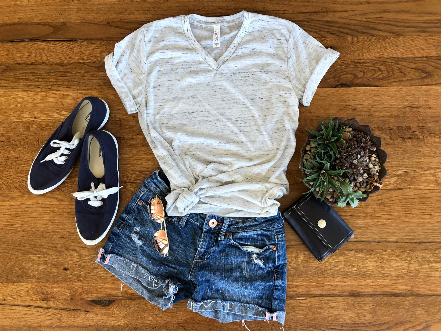 SHUT UP CUPCAKES GRAPHIC TEE