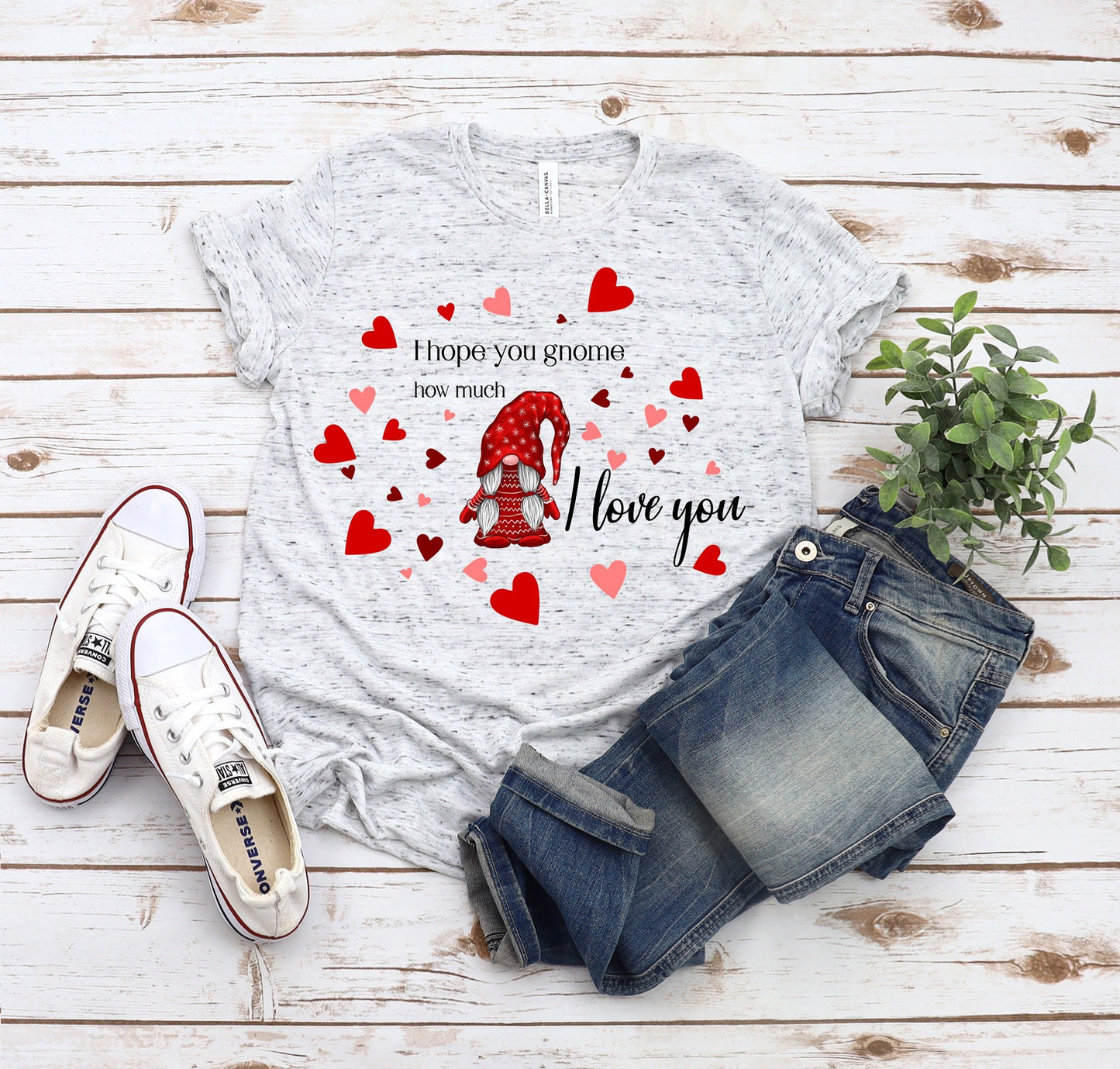 LUCKY IN LOVE-COCOA GNOME TEE