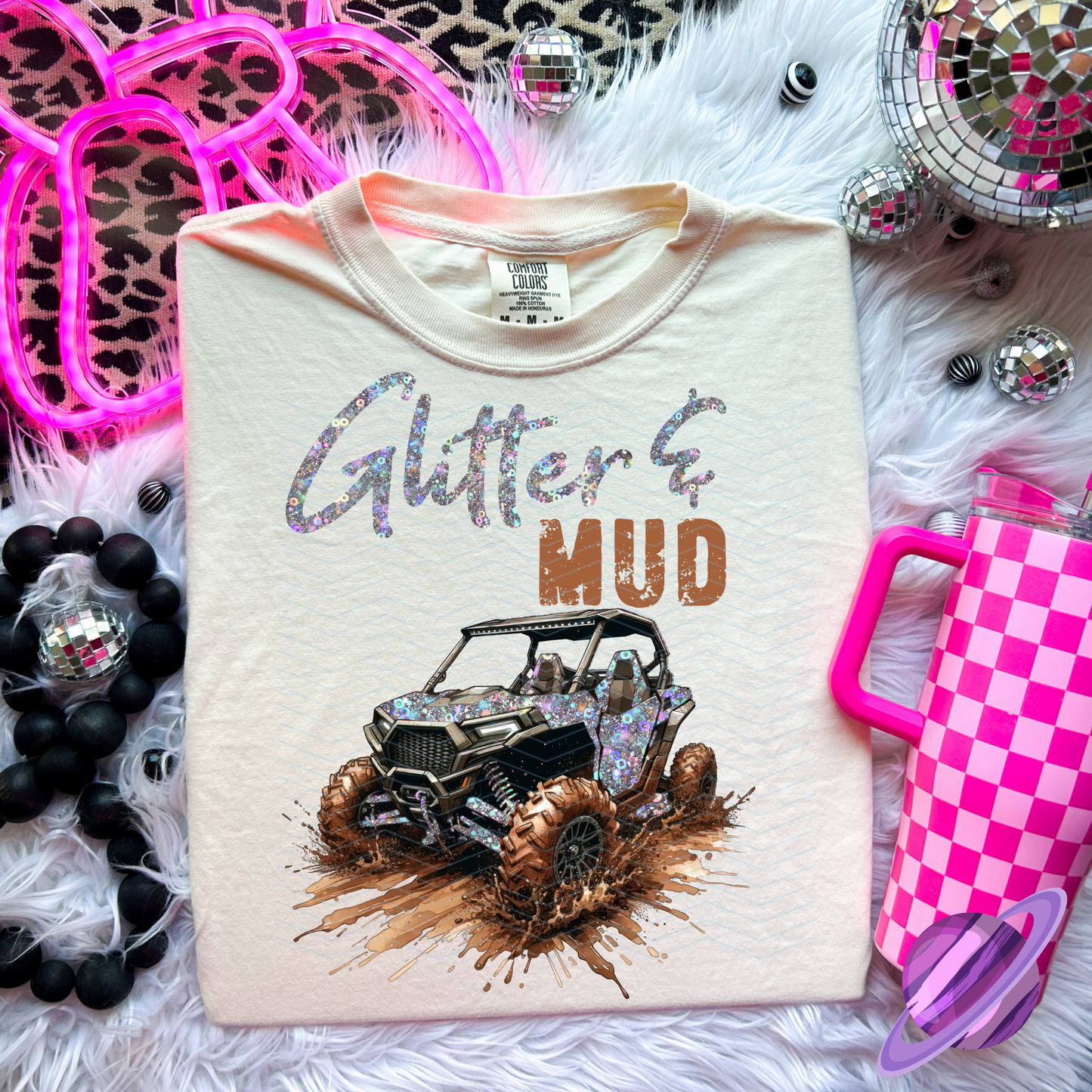 GLITTER & MUD TEE