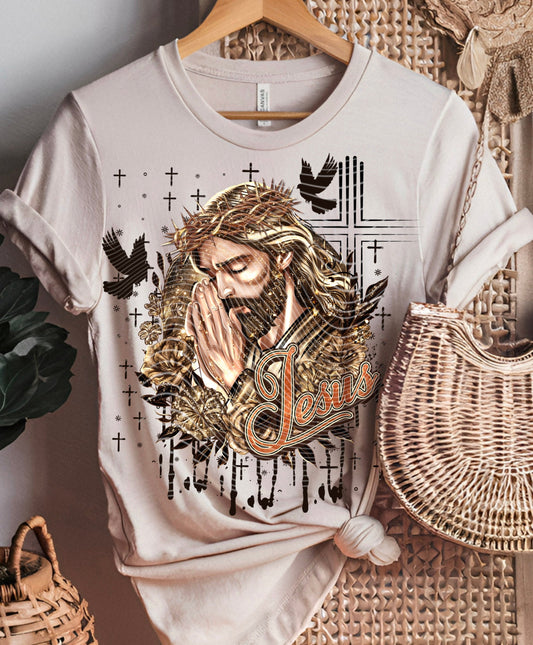 GOLD PRAYING TEE