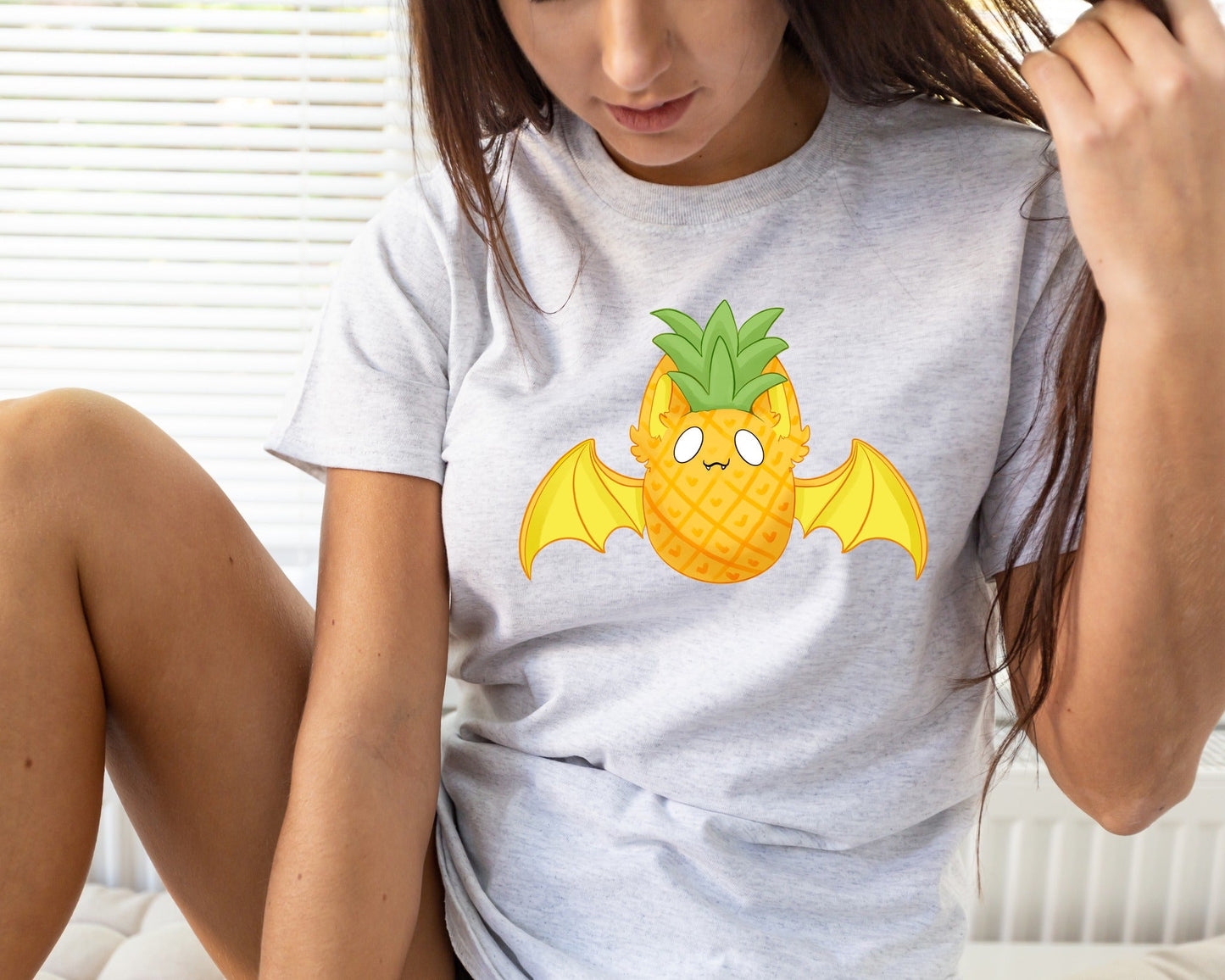 BATCH 67-PINEAPPLE BATS UNISEX TEE ADULTS/KID