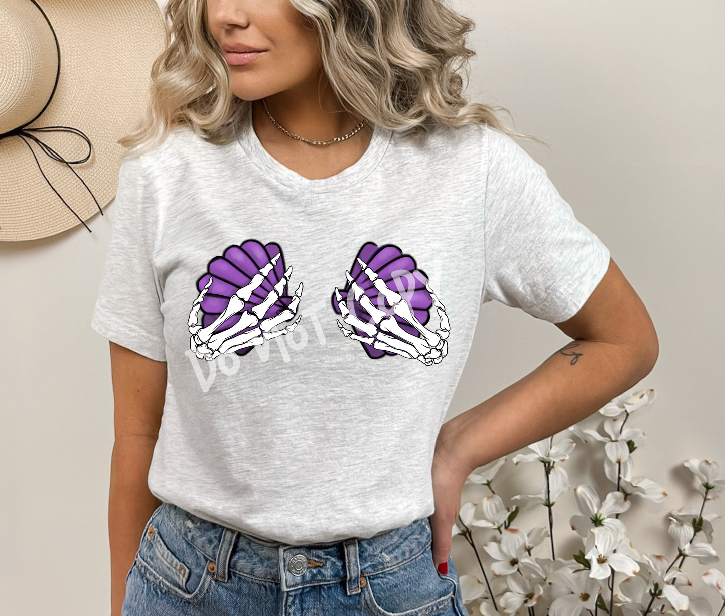 Skeleton Hand Shells Tee