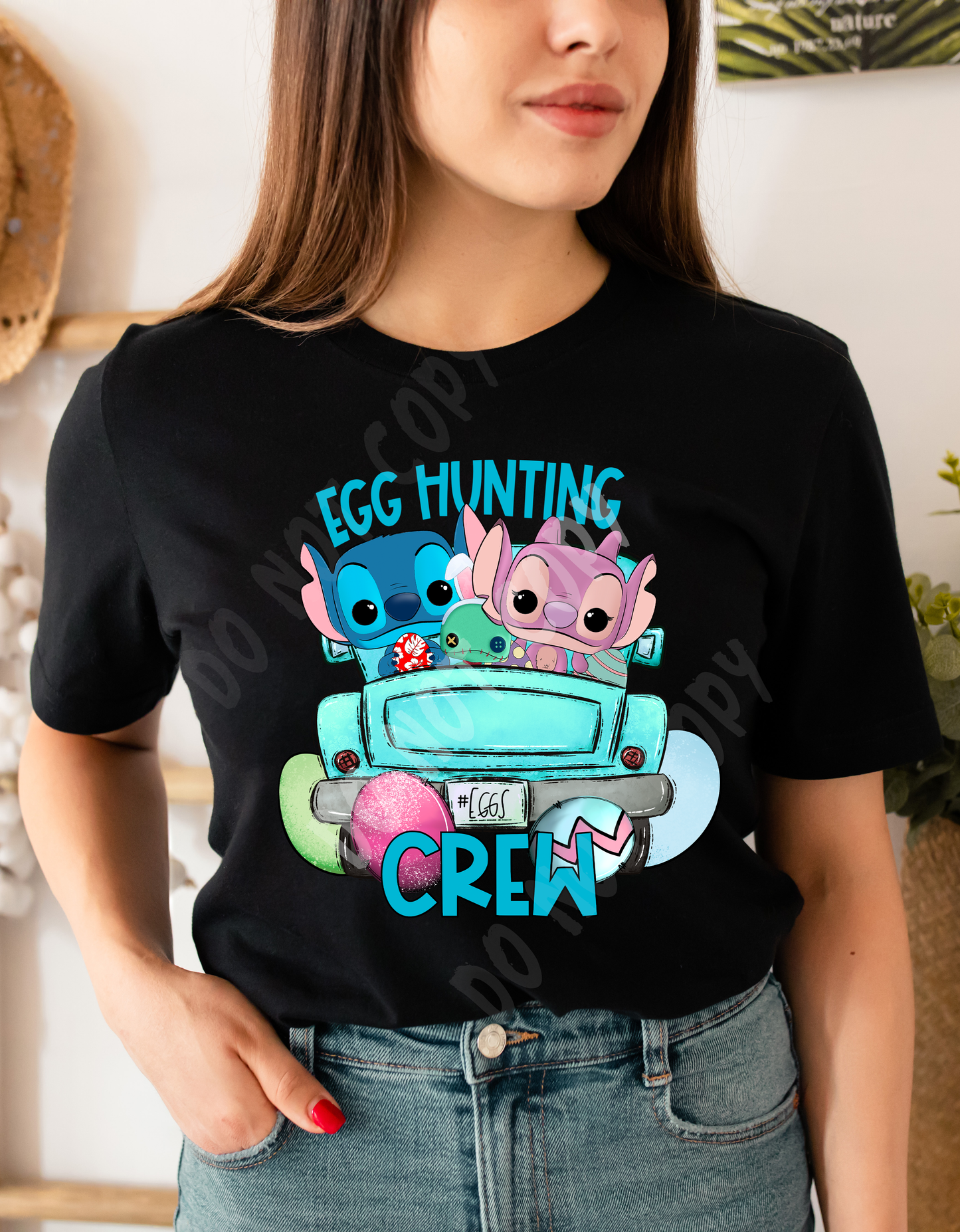 EGG HUNTING CREW TEE