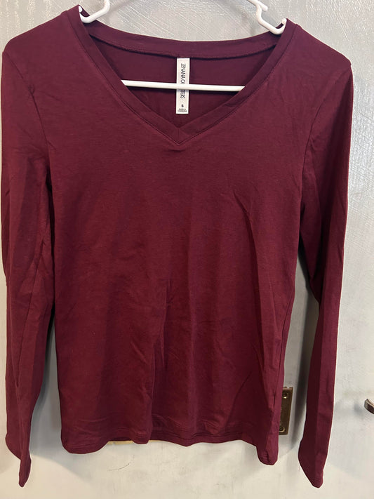 Burgundy true to size Shirt