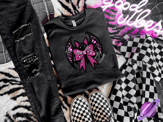 PINK BOW BAT TEE